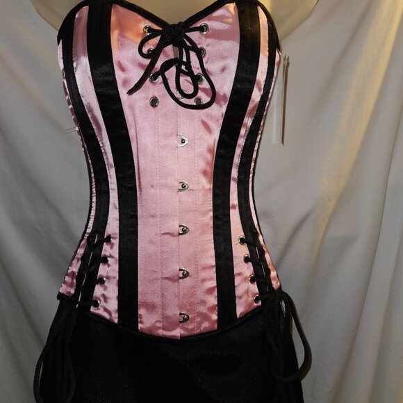 NEW Rhinestone Collar Chocker on Black Velvet from Funk Plus - Picture 4 of 15